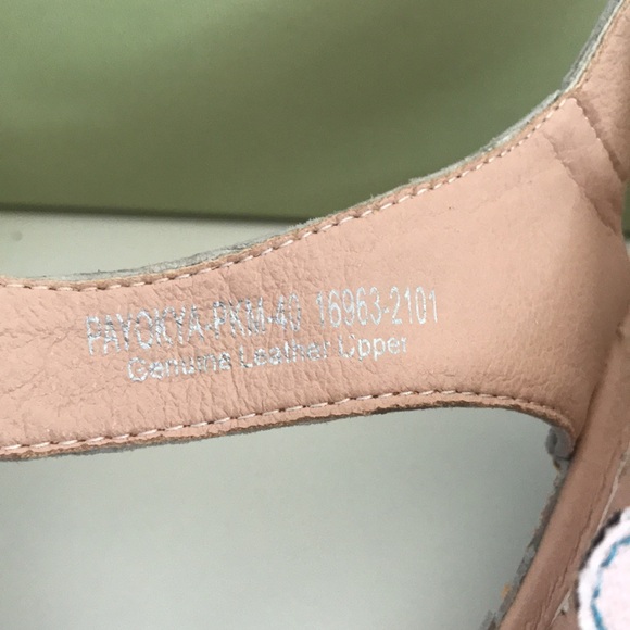 L'Artiste by Spring Step Multicolor Sandals - Picture 9 of 14